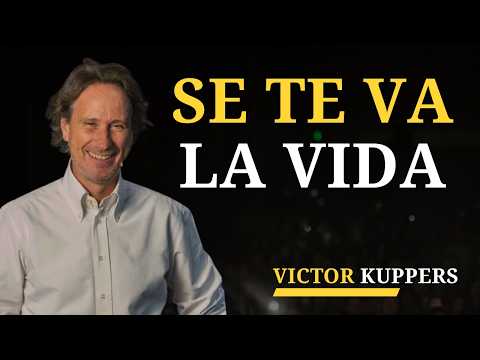 Deja de esperar a que llegue la FELICIDAD y empieza a VIVIR